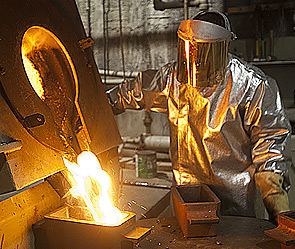 На Урале научились добывать платину практически из отходов производства