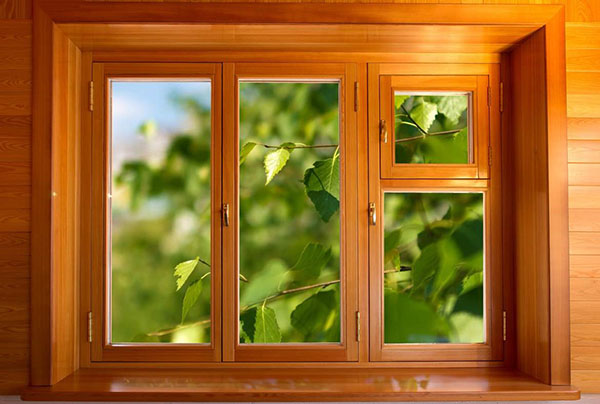 Преимущества деревянных окон и как их правильно выбрать