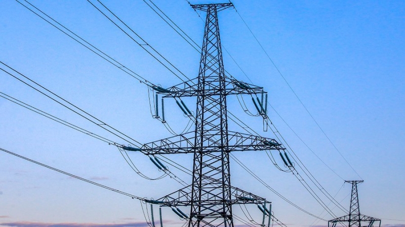 Титов предложил создать систему по контролю решений в сфере энергетики
