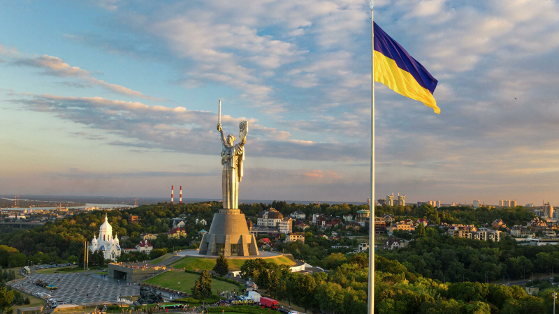 В Киеве поняли истинный план Запада. Украину используют как острие копья против России
