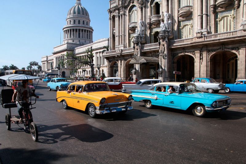 
            Автомобильный мир Кубы: мифы и реальность
        