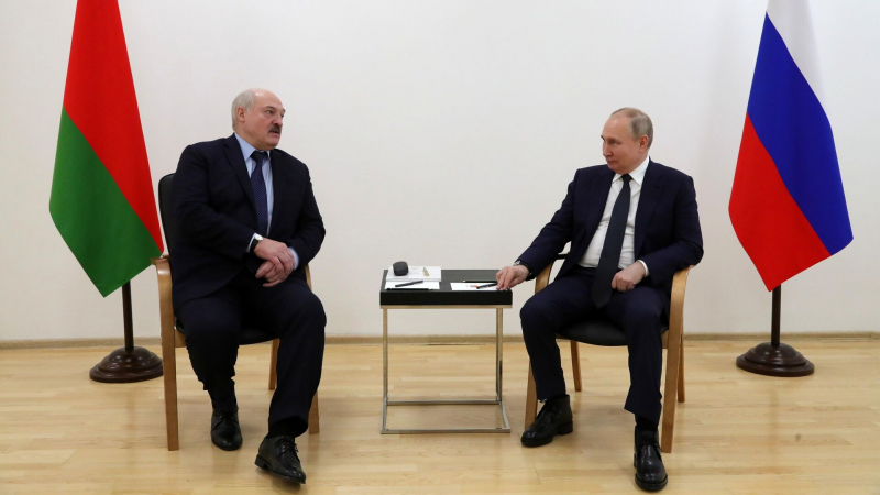 Лукашенко прибыл во Владивосток