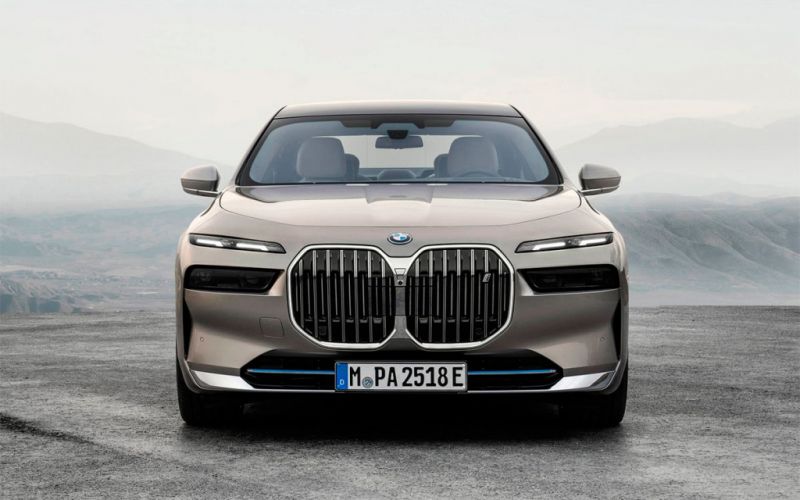 
            Шок и трепет. Почему после новой BMW 7 серии мир не будет прежним
        