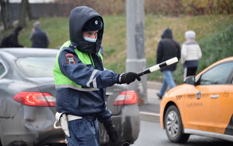 
            За что лишают прав весной: разбор опасных ситуаций
        