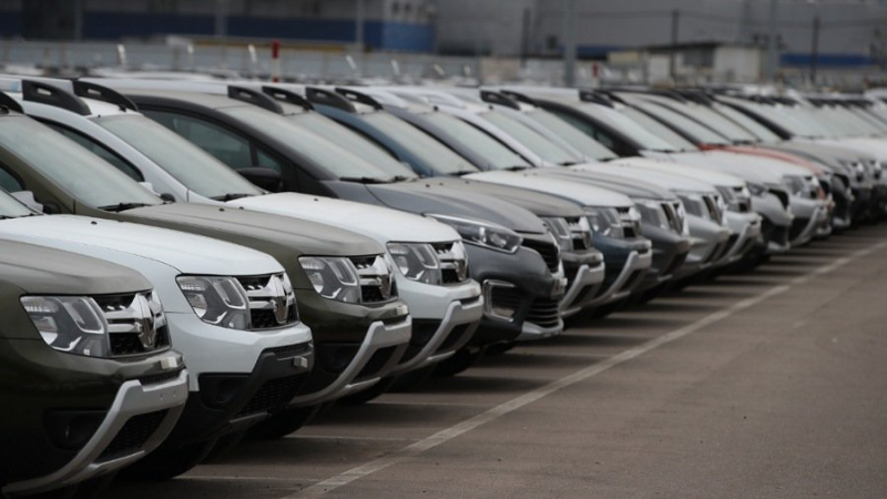 Компания Renault назвала болезненным уход с российского рынка