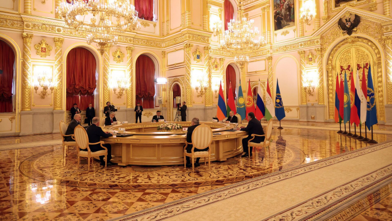 Путин ратифицировал соглашение о функционировании сил ОДКБ