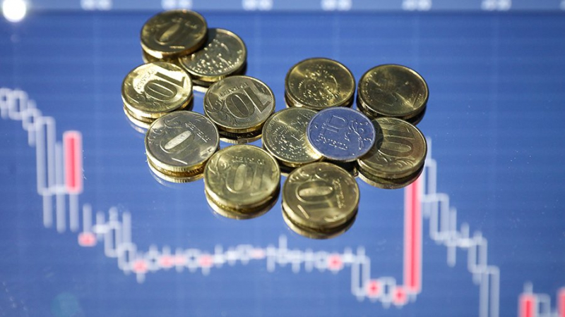 Банкир спрогнозировал увеличение волатильности курса рубля