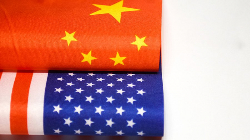 Эксперт объяснил причины сохранения худого мира между Китаем и США
