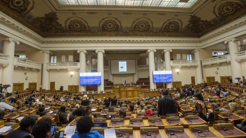Матвиенко назвала применение санкций к парламентариям недопустимым