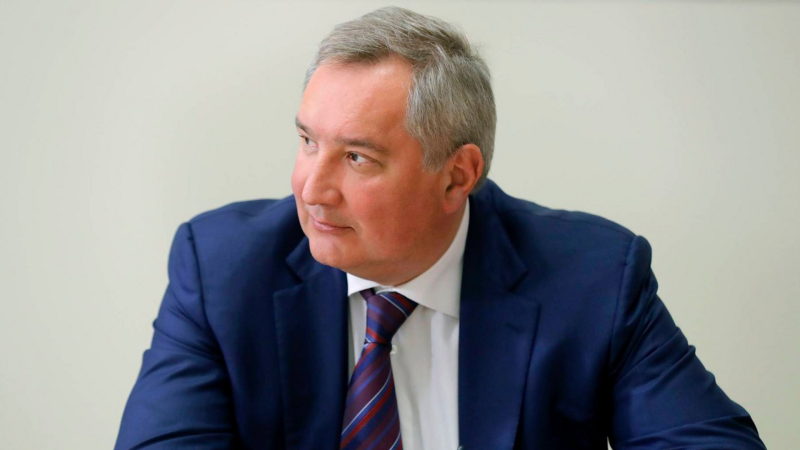 Песков пообещал проинформировать, в какой сфере будет работать Рогозин