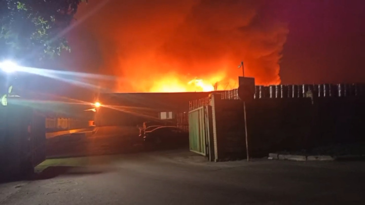 Утечка аммиака произошла на заводе в Донецке в результате обстрела