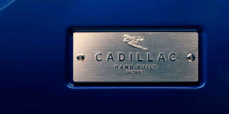 
            Cadillac представил ультрароскошный лифтбек Celestiq без дверных ручек
        