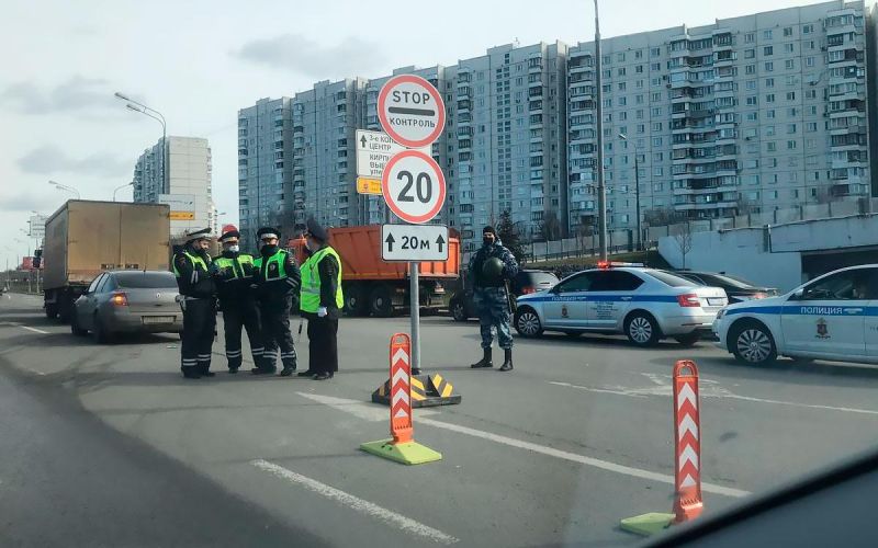 
            Что значит режим повышенной готовности для водителей: кого точно проверят
        