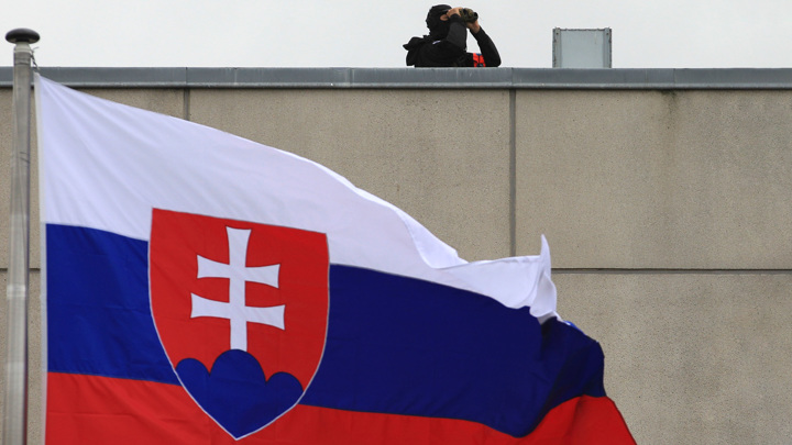 Словакия направит на Украину инструкторов для обучения военных