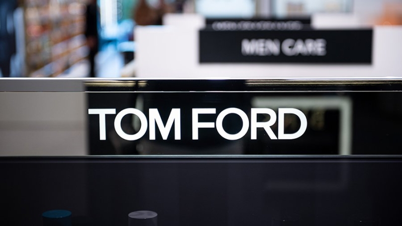 СМИ сообщили о возможной покупке Estee Lauder модного дома Tom Ford