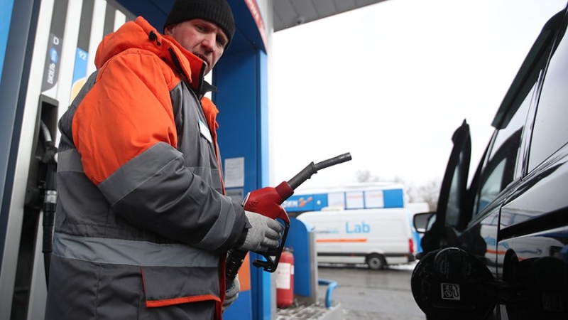 Эксперт отверг возможное повышение цен на бензин в России
