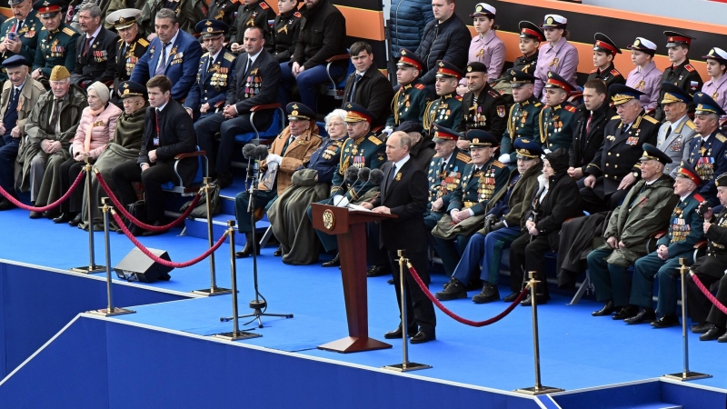 Путин на Совбезе обсудил вопросы подготовки к празднованию Дня Победы