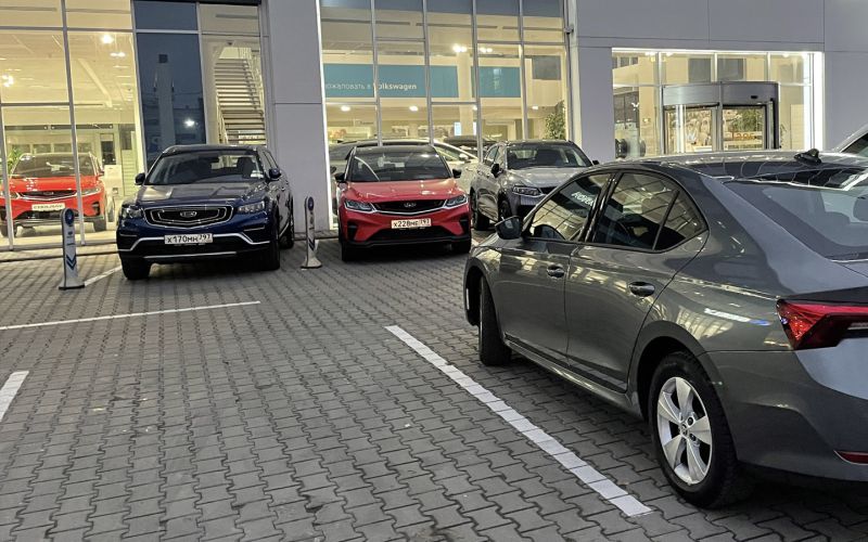 Дорогая Lada Vesta и возрожденная «Волга». Автоновости недели