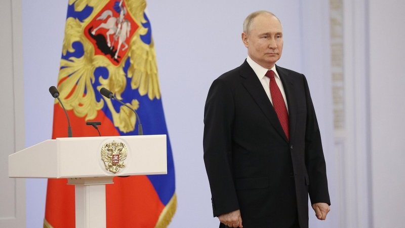 Путин поблагодарил россиян за сплоченность и патриотизм