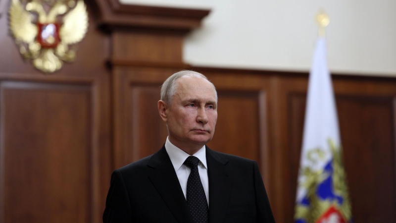 Путин поблагодарил россиян за сплоченность и патриотизм
