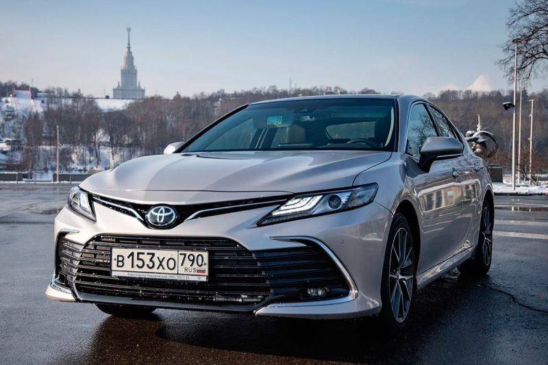 
            Страховщики рассчитали ОСАГО для Lada Vesta NG и Toyota Camry. Все цены
        