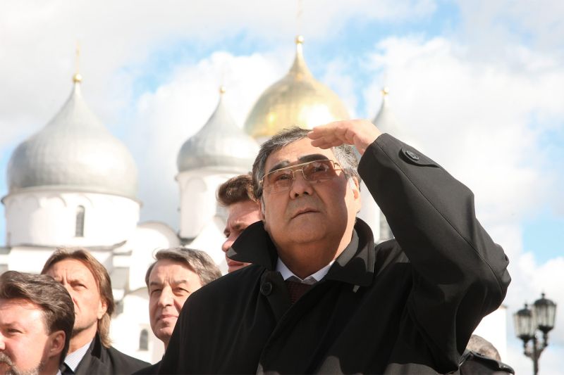 У чиновников опять решили отобрать иномарки. Почему это не выходит 26 лет