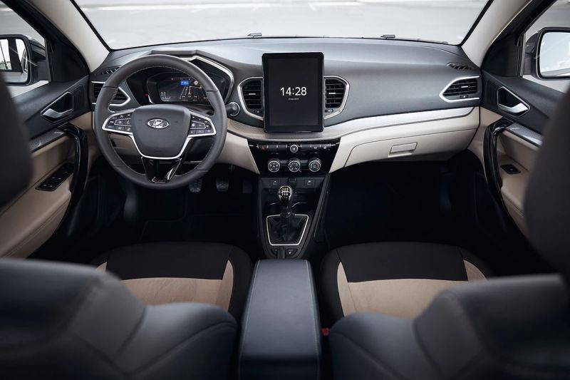 
            Дилеры снизили цены на Lada Vesta после предупреждения АвтоВАЗа
        