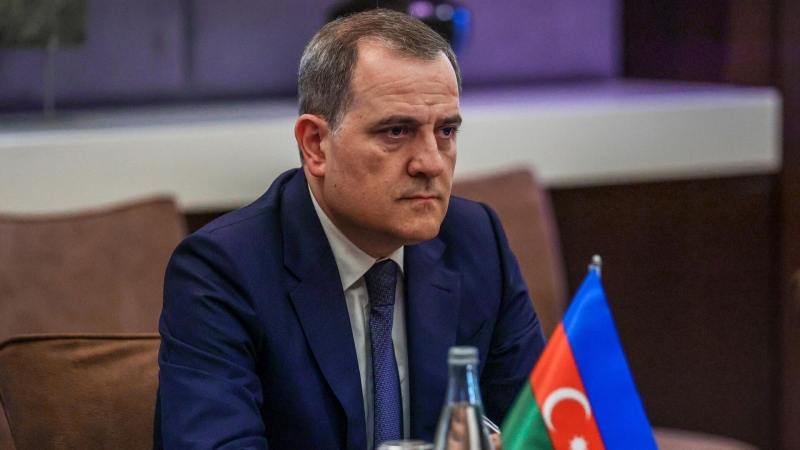 МИД заявил о готовности организовать встречу по проблеме Карабаха