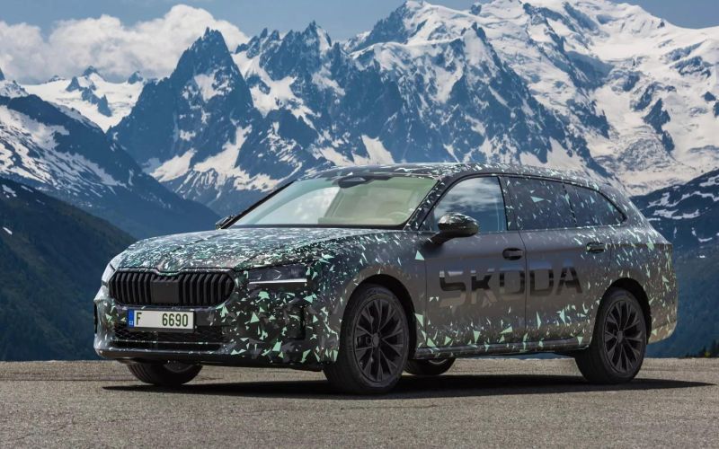 
            Skoda раскрыла характеристики нового поколения Superb
        