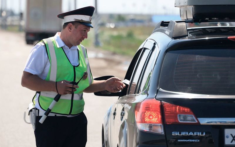 
            У не явившихся по повестке начали замораживать права. Пояснения от ГИБДД
        