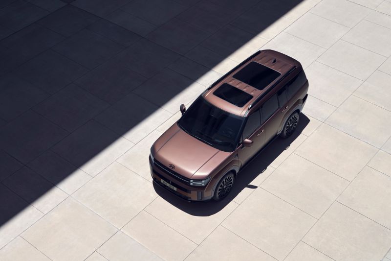 
            Hyundai раскрыл технические характеристики нового Santa Fe
        