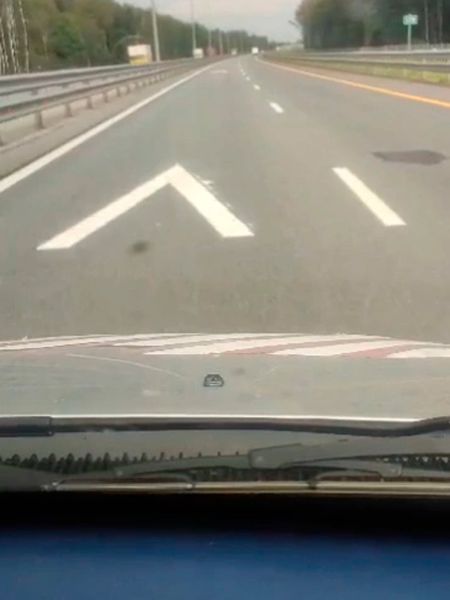 Средняя скорость и новая разметка: что придумали для водителей в августе