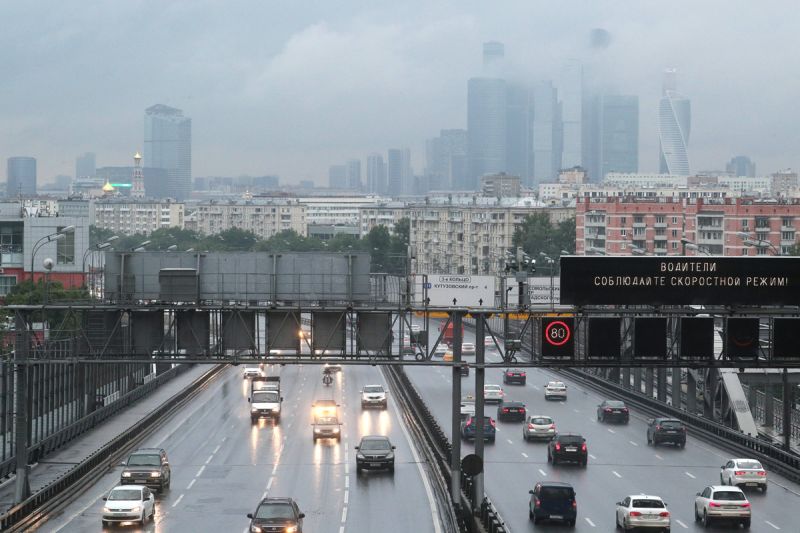 Средняя скорость и новая разметка: что придумали для водителей в августе