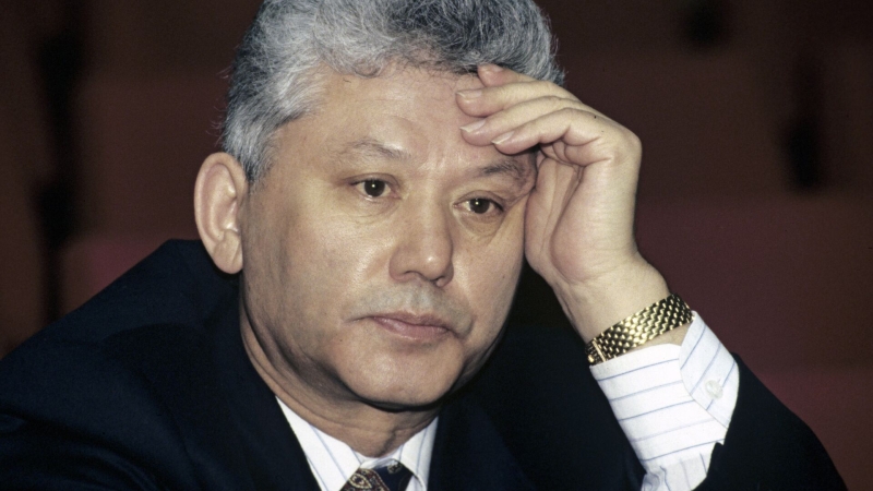 В Якутске началась церемония прощания с первым президентом республики