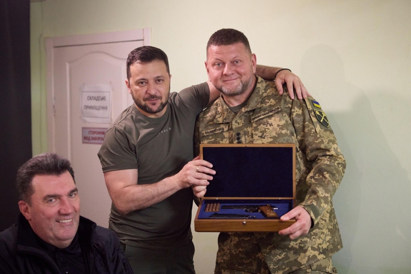Зеленскому дали последний шанс. НАТО договорилась с Киевом по России