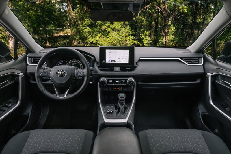 
            Toyota обновила кроссовер RAV4
        