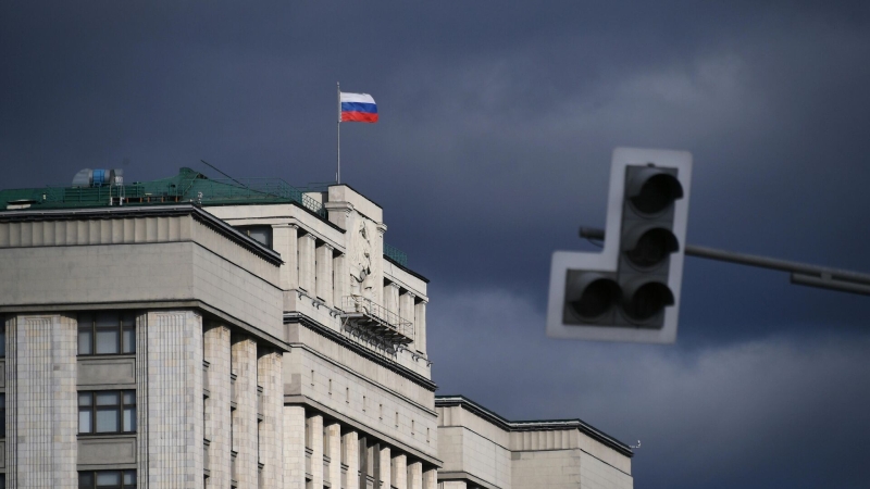 ГД рассмотрит постановления о лишении мандатов Власова и Белоусова в среду