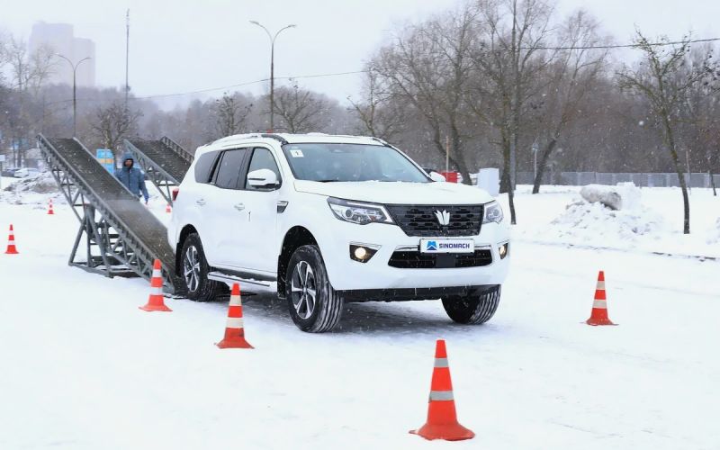 
            Посмотрите, это же Nissan. Первый тест-драйв Oting Paladin
        