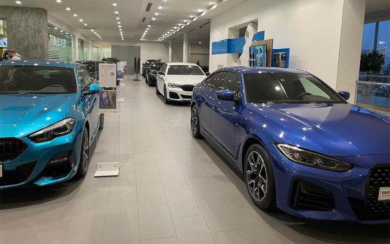 Дилеры предупредили о снижении продаж машин из-за решения Центробанка