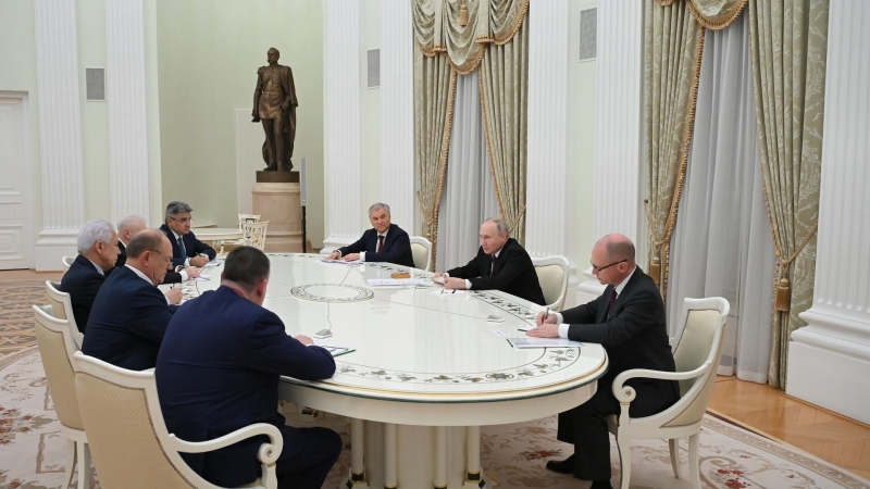 Госдума последние годы работает достаточно консолидировано, заявил Зюганов