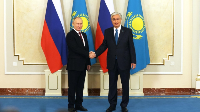 Назарбаев назвал Россию при Путине мощной державой