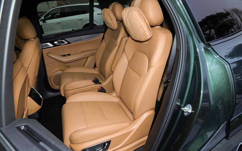 Появилось фото обновленного кроссовера от Geely и Volvo. Характеристики