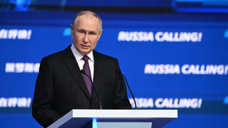 Путин не колебался, когда согласился выдвигаться на новый срок, заявил Жога