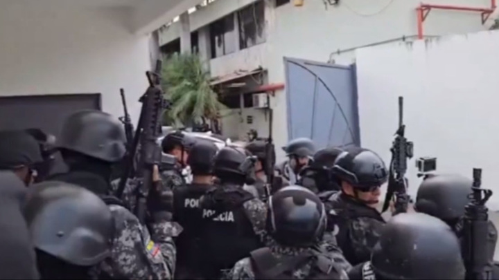 Больше трехсот человек задержаны в Эквадоре во время беспорядков