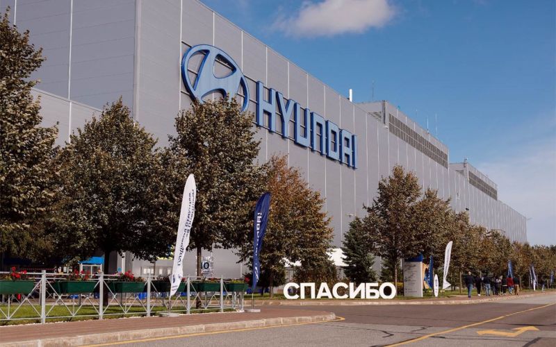 
            Hyundai продал российской компании свои заводы. Что там будут выпускать
        