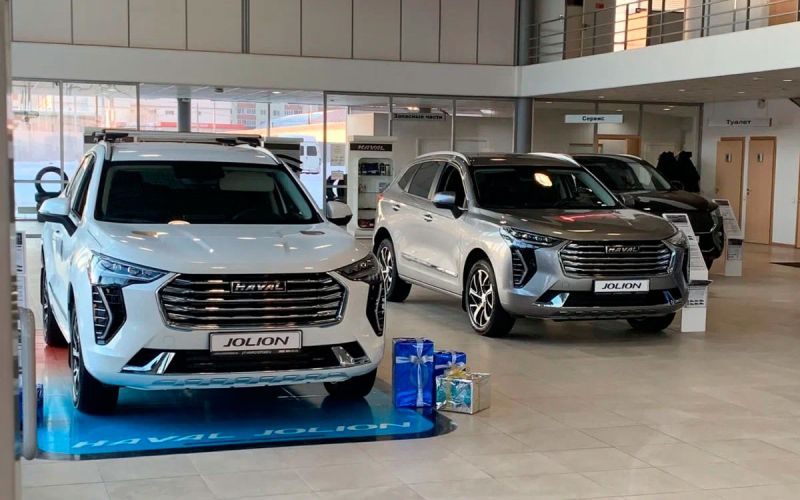 
            Geely, Haval и Chery назвали самыми популярными машинами в Москве. Список
        