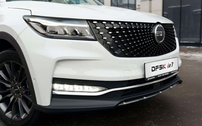 
            Названы российские цены на китайские кроссоверы DFSK
        