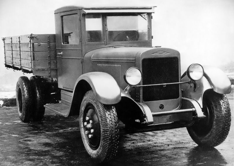 
            Все о грузовом автомобиле ЗИС-5: история создания, устройство, фото
        