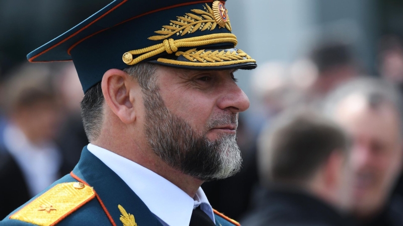 Глава чеченского МЧС в понедельник присутствовал на совещании у Кадырова