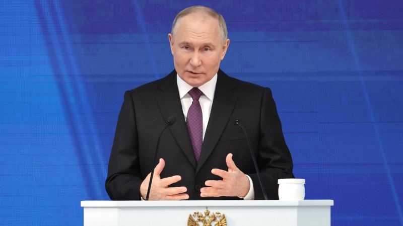 Путин проведет совещания с членами правительства и Совбеза